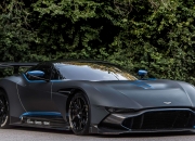 雷火电竞主播-足球世界的双城记，罗德里戈的激流勇进与巴萨的静水深流