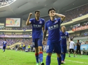 雷火电竞app-传奇老将归队，助球队壮大阵容