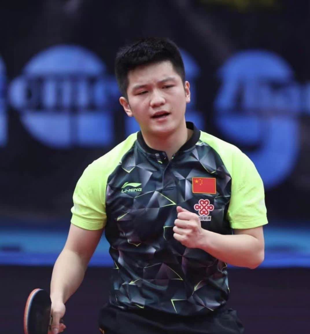 中国乒乓球队轻取英国乒乓球队，樊振东高光表现的简单介绍