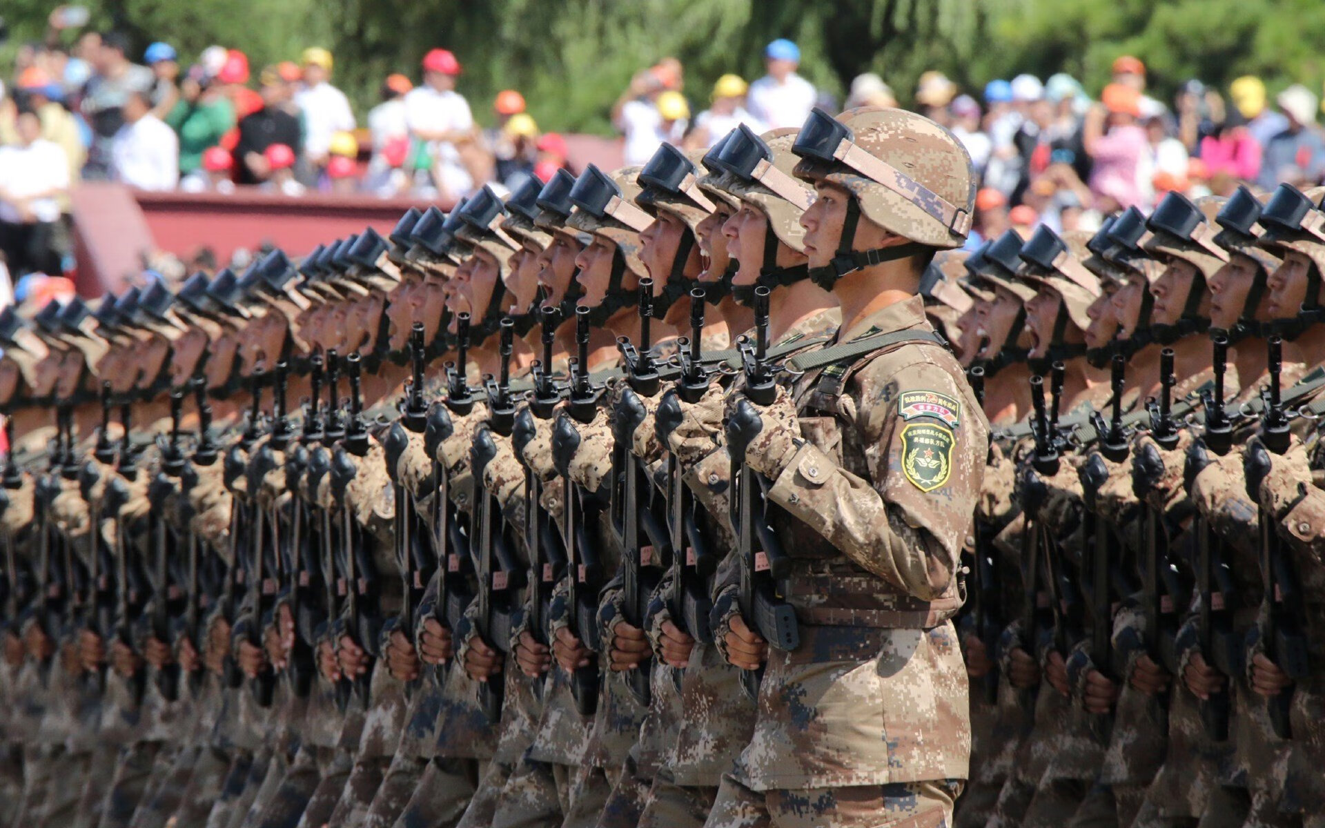 巴黎吻过亚平宁，当本泽马的优雅撕开亚平宁防线